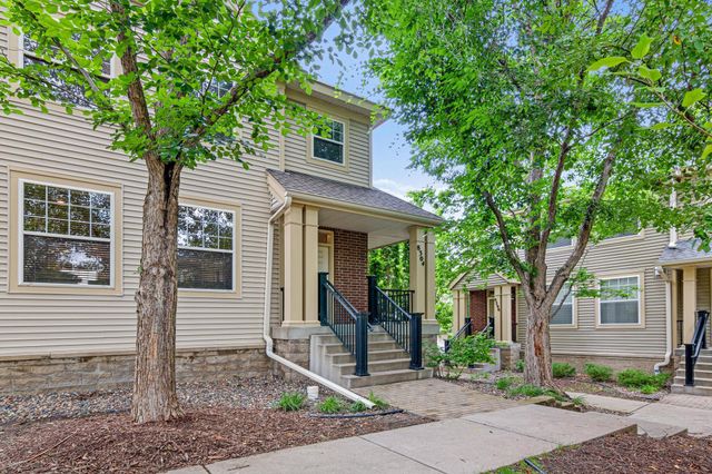 8304 Townsend Drive, Eden Prairie, MN 55344