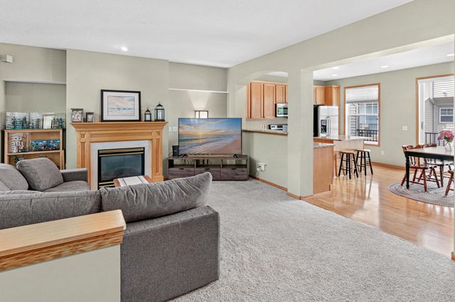 8304 Townsend Drive, Eden Prairie, MN 55344