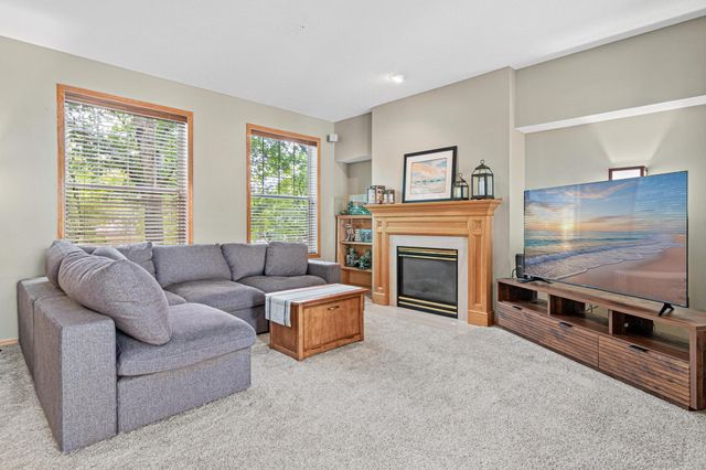 8304 Townsend Drive, Eden Prairie, MN 55344