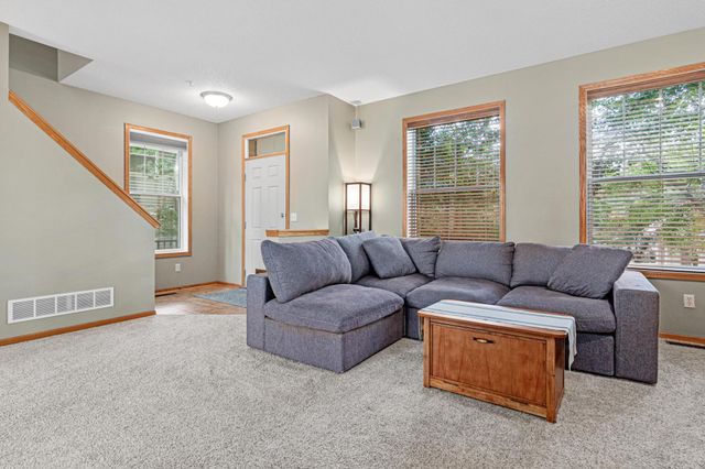 8304 Townsend Drive, Eden Prairie, MN 55344