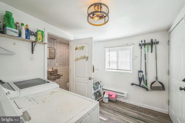 121 GABLE HILL ROAD, Levittown, PA 19057