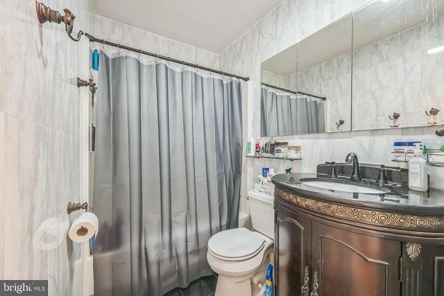 121 GABLE HILL ROAD, Levittown, PA 19057