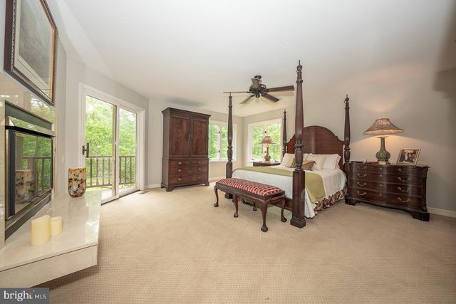 769 S WARREN AVE, Malvern, PA 19355