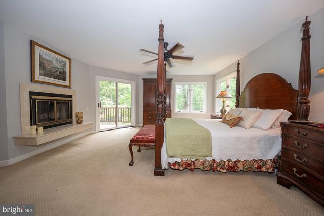 769 S WARREN AVE, Malvern, PA 19355