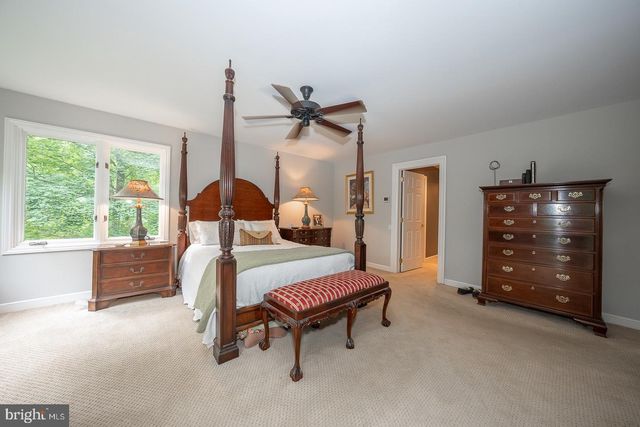 769 S WARREN AVE, Malvern, PA 19355