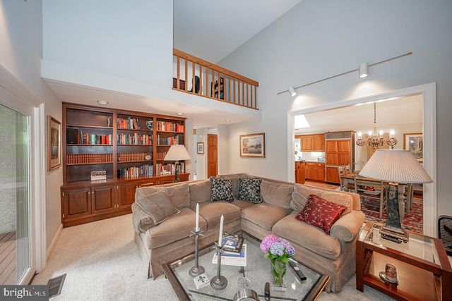 769 S WARREN AVE, Malvern, PA 19355