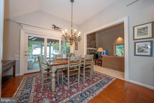 769 S WARREN AVE, Malvern, PA 19355