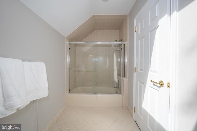 769 S WARREN AVE, Malvern, PA 19355