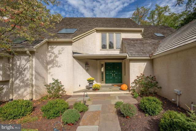 769 S WARREN AVE, Malvern, PA 19355