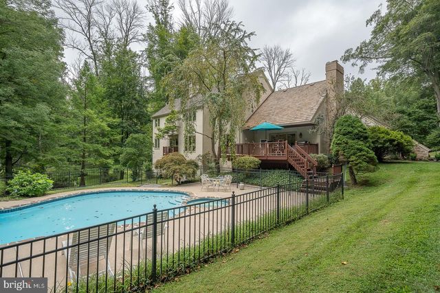 769 S WARREN AVE, Malvern, PA 19355