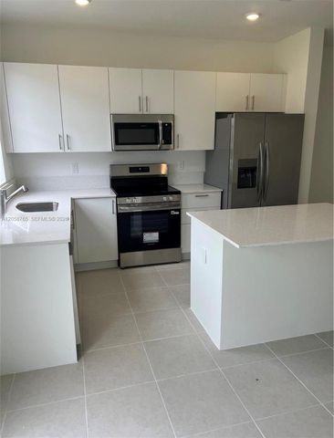 17932 SW 357th Terrace, Homestead, FL 33034