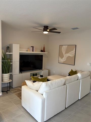 17932 SW 357th Terrace, Homestead, FL 33034