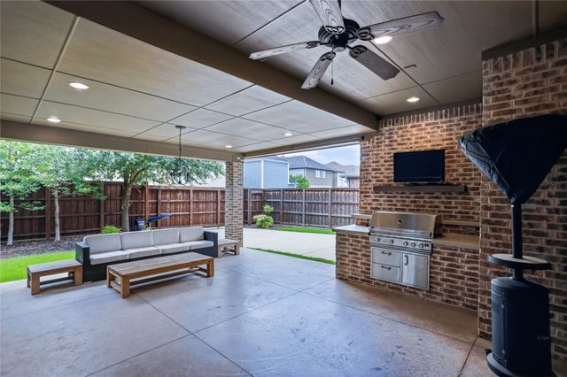 2256 Cardinal Boulevard, Carrollton, TX 75010