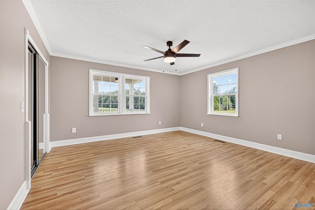 198 County Road 46, Hollywood, AL 35752