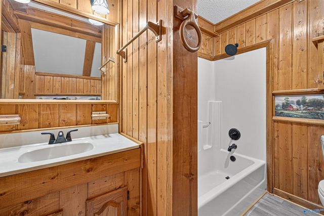 198 County Road 46, Hollywood, AL 35752