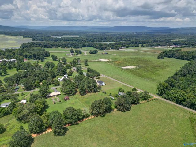198 County Road 46, Hollywood, AL 35752