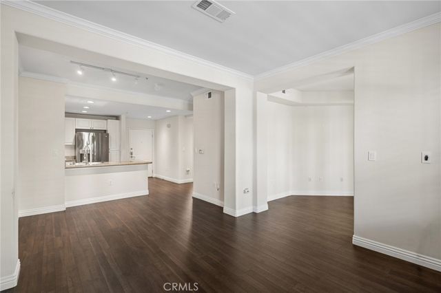 2147 Watermarke Place, Irvine, CA 92612