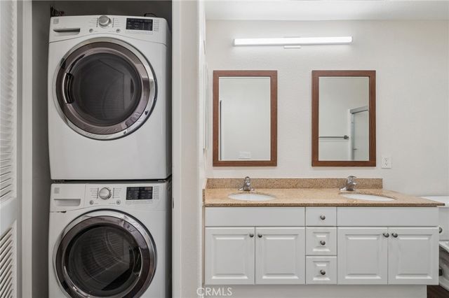 2147 Watermarke Place, Irvine, CA 92612