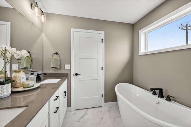 787 Yellowcrest Street SW, Delano, MN 55328