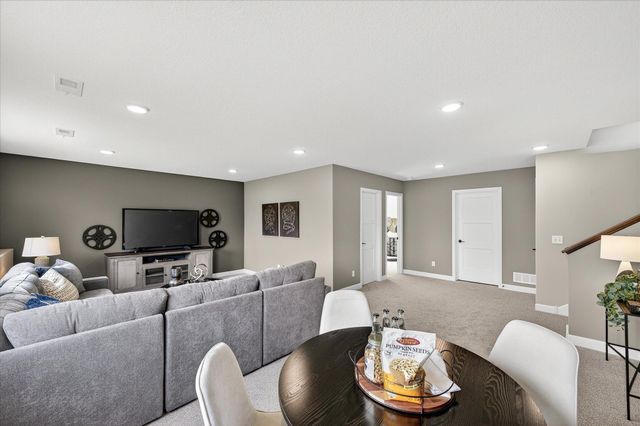 787 Yellowcrest Street SW, Delano, MN 55328