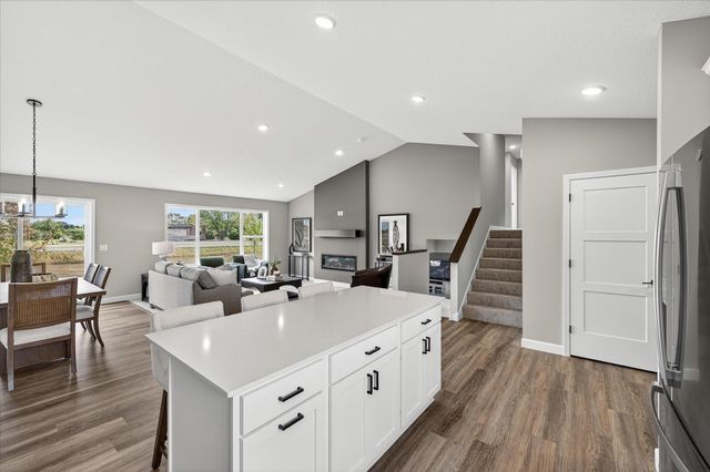 787 Yellowcrest Street SW, Delano, MN 55328