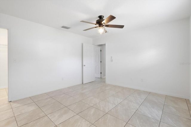 8372 SE 156TH STREET, Summerfield, FL 34491