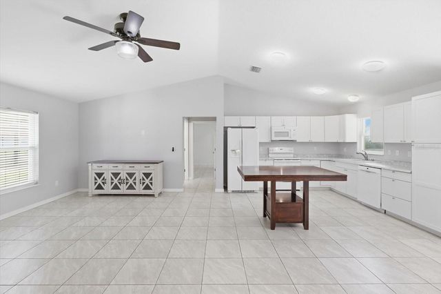 8372 SE 156TH STREET, Summerfield, FL 34491