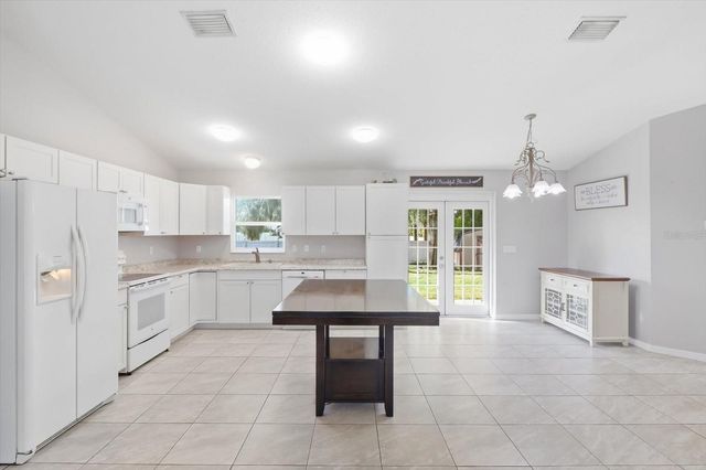 8372 SE 156TH STREET, Summerfield, FL 34491