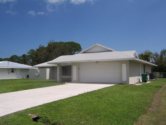 2163 SE Shelter Drive, Port St Lucie, FL 34952