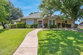 7761 Skylake Drive, Fort Worth, TX 76179