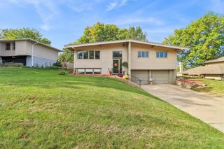 1107 Ann Parkway, Indianola, IA 50125