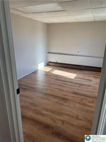 516 Heckman Avenue, Nazareth Boro, PA 18064