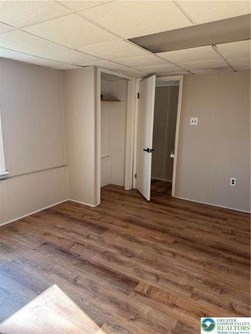 516 Heckman Avenue, Nazareth Boro, PA 18064