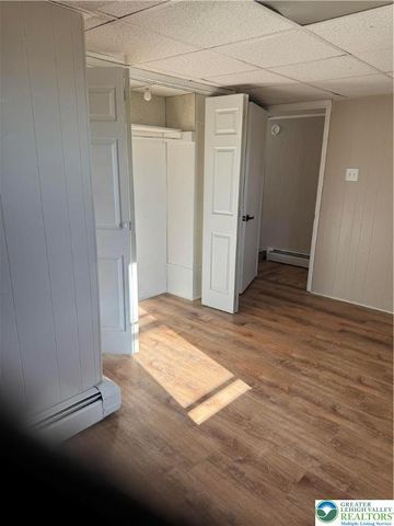 516 Heckman Avenue, Nazareth Boro, PA 18064