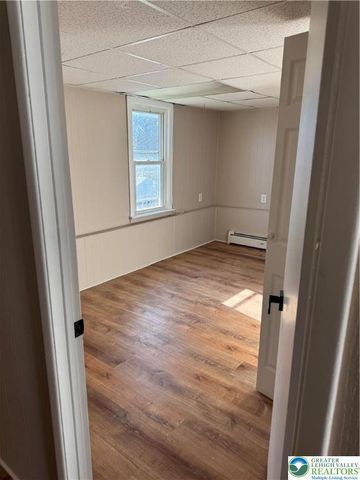 516 Heckman Avenue, Nazareth Boro, PA 18064