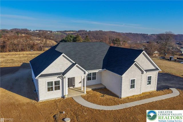 448 Long Lane Road, Lehigh Twp, PA 18088