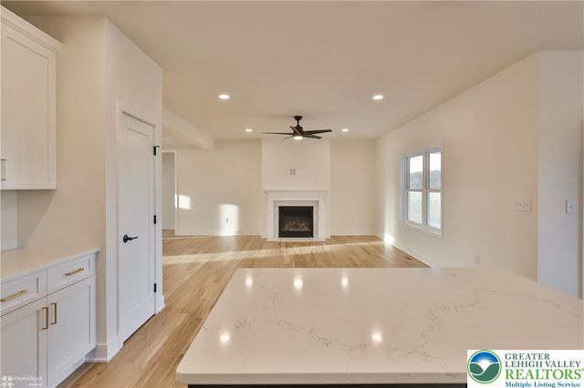 448 Long Lane Road, Lehigh Twp, PA 18088