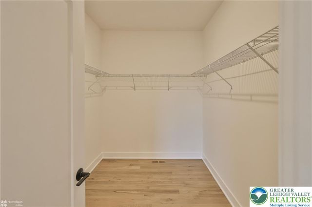 448 Long Lane Road, Lehigh Twp, PA 18088