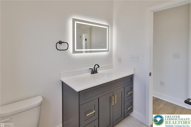 448 Long Lane Road, Lehigh Twp, PA 18088