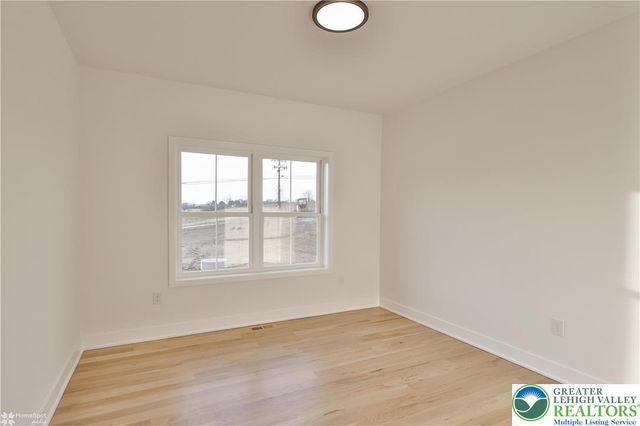 448 Long Lane Road, Lehigh Twp, PA 18088