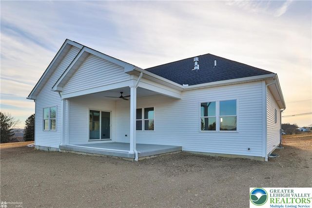 448 Long Lane Road, Lehigh Twp, PA 18088