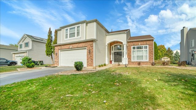 711 Blossom Court, Oswego, IL 60543