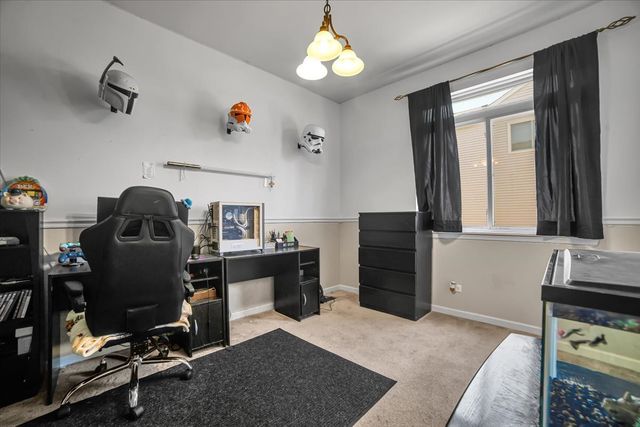 711 Blossom Court, Oswego, IL 60543