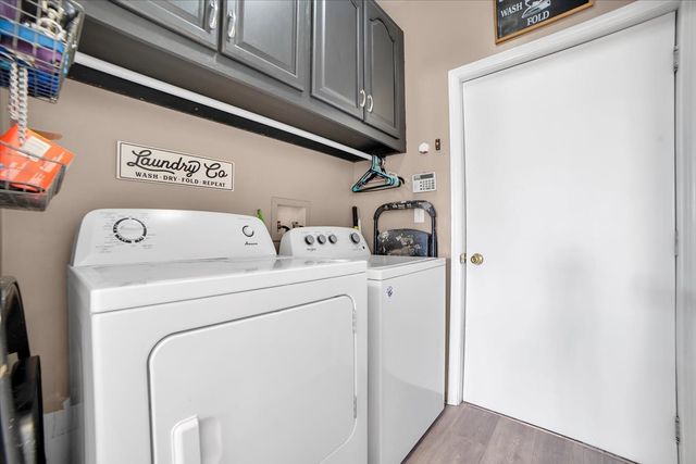 711 Blossom Court, Oswego, IL 60543