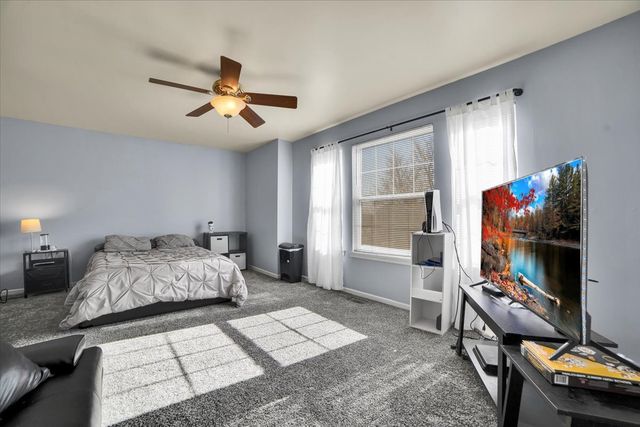 711 Blossom Court, Oswego, IL 60543