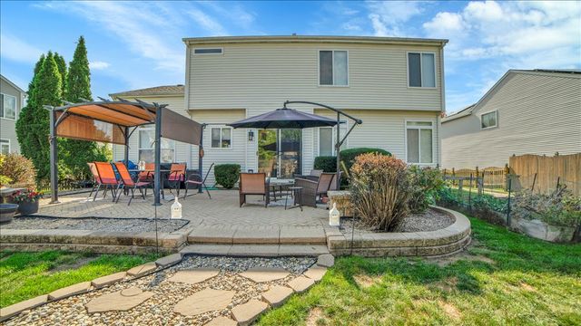 711 Blossom Court, Oswego, IL 60543