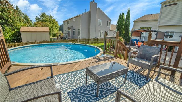 711 Blossom Court, Oswego, IL 60543