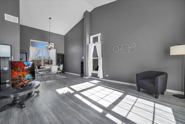 711 Blossom Court, Oswego, IL 60543