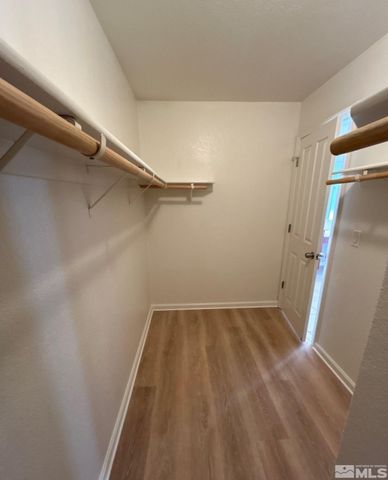 589 Panama Drive, Sparks, NV 89436