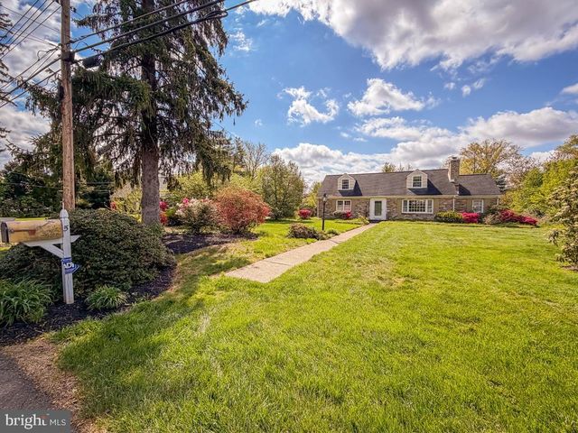 5 SAINT JAMES PL, Yardley, PA 19067